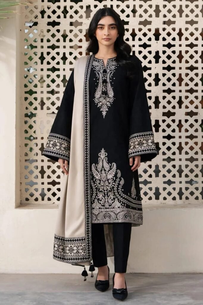3 Pcs Women's Unstitched Embroidered Suit